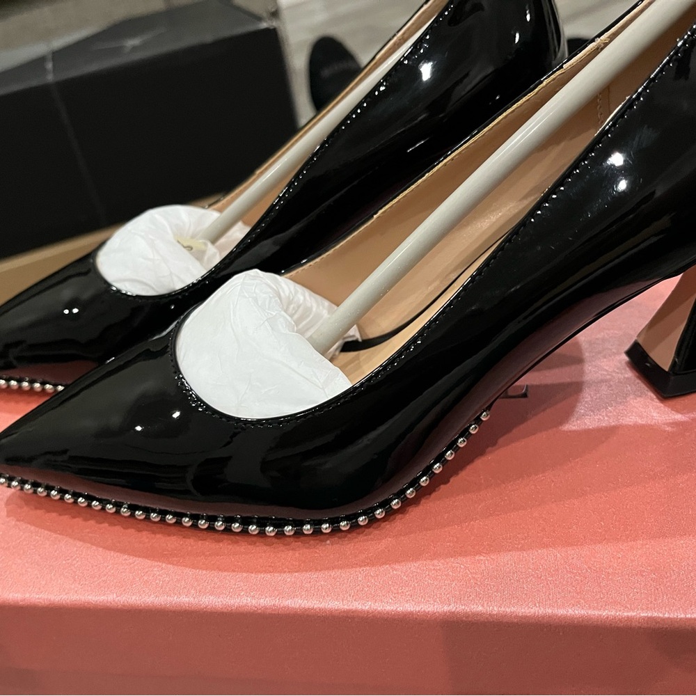 Elegant Black Patent Leather Women's Shoes